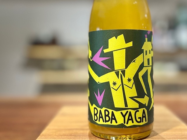 ババ・ヤガ 2022（NOITA BABA YAGA 2023）白(ﾏｾﾗｼｵﾝ)