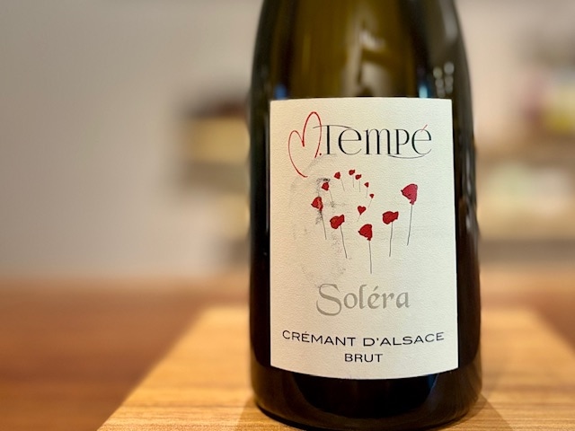 クレマン・ダルザス・ブリュット・ソレラNV（Cr??mant d'Alsace Brut Solera NV）白泡※ラベル汚れのため特価