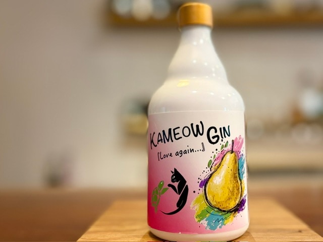 新潟亀田蒸溜所 KAMEOW GIN Love again 500ml【ジン42%】