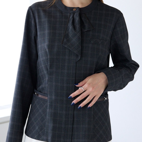 ネイビー チェック柄 ソフトジャケット 通年 事務服 15号 ネイビー チェック柄 ソフトジャケット 通年 事務服 15号 かわいい事務
