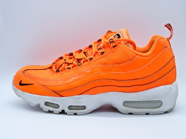 union3】NIKE AIR MAX 95 PREMIUM 25.5cm ナイキ エアマックス 538416-801 大名店【中古】の人気古着通販 union3】NIKE AIR MAX 95 PREMIUM 25.5cm ナイキ エアマックス 538416-801 大名店【中古】の人気古着通販