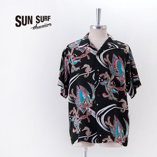 SUN SURF サンサーフ メンズ レーヨンハワイアンシャツ BUG EYED FISH［SS39417］【2025SS】