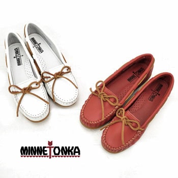 【SALE 50%OFF】MINNETONKA ミネトンカ レディース Smooth Leather Moccasin［613/614/616/619］【SS】【返品交換不可】