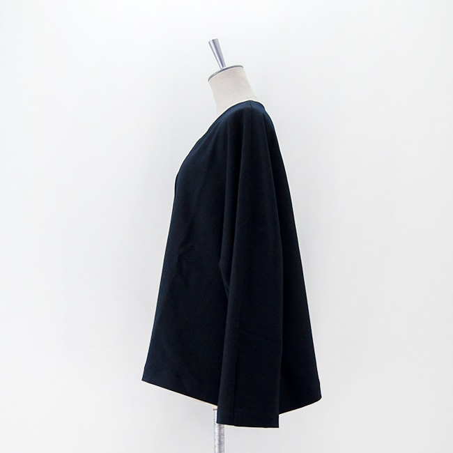 ��SOLDOUT��FILUM �ե���� ��ǥ����� �����åѡ��ץ륪���С���2403-114�ϡ�2024FW��