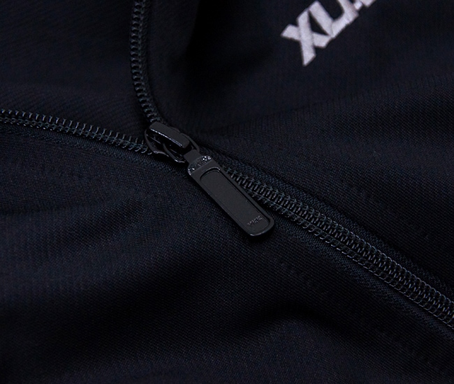 XLARGE �������ȥ�顼�� ��� OG �ȥ�å����㥱�åȡ�101253021005�ϡ�2025FW��