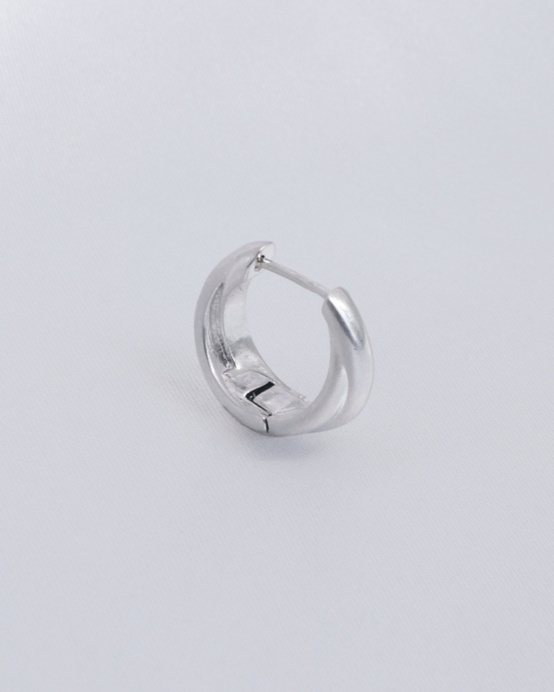 Soft Flow Spring Hoop PC