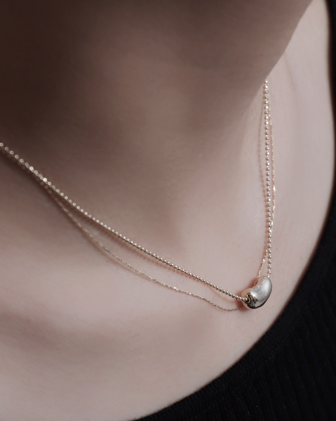 Layered Bean Motif NC