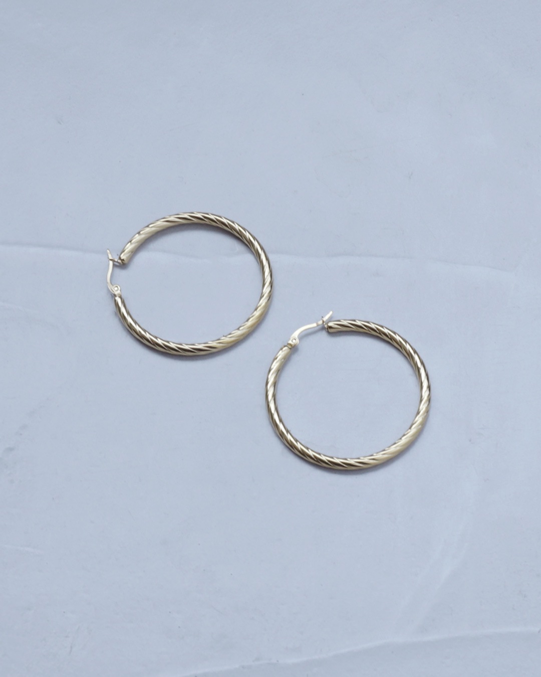 Twist Hoop PC