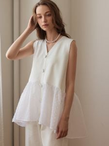 unminou リップルフリルブラウス(BEIGE) 袖ラッフルブラウス – BUNNY APARTMENT