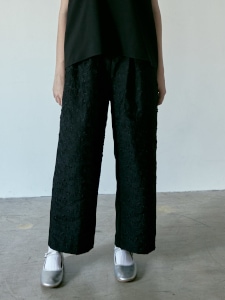 Pii プロフ必読☆新品 unminouアンミヌエンブロイダリーブラウス Pii