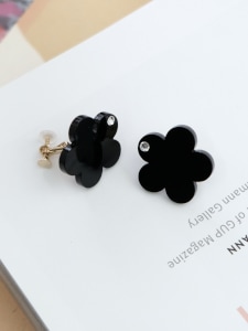 �ե����ȡ��󥤥���(BLACK)