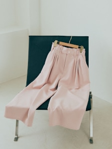 Smooth Tuck Pearl Pants(PINK)