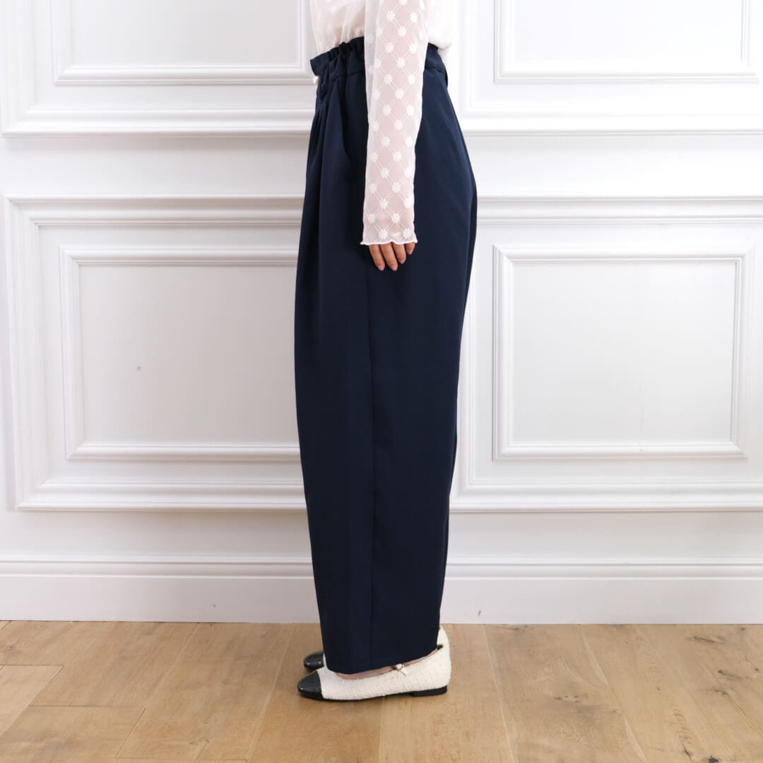 Smooth Tuck Pearl Pants(NAVY)