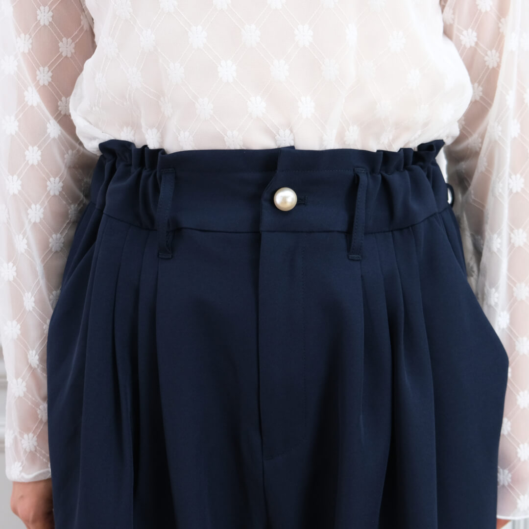 Smooth Tuck Pearl Pants(NAVY)