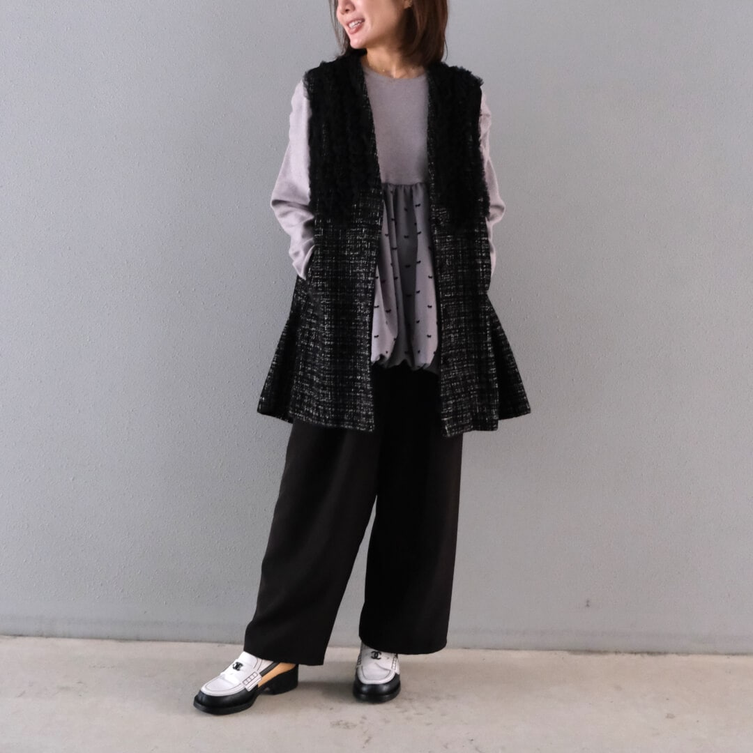 Smooth Tuck Pearl Pants(BLACK)