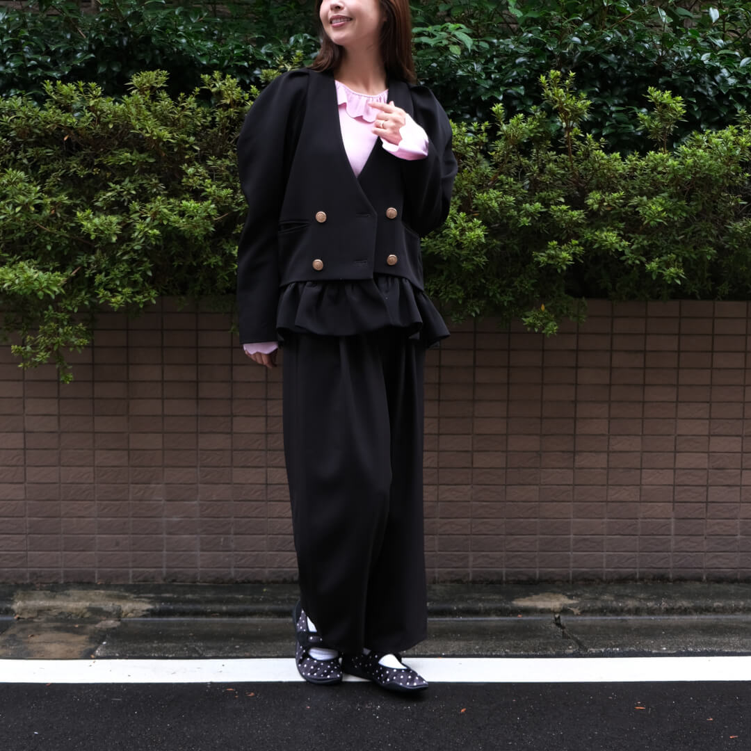Smooth Tuck Pearl Pants(BLACK)