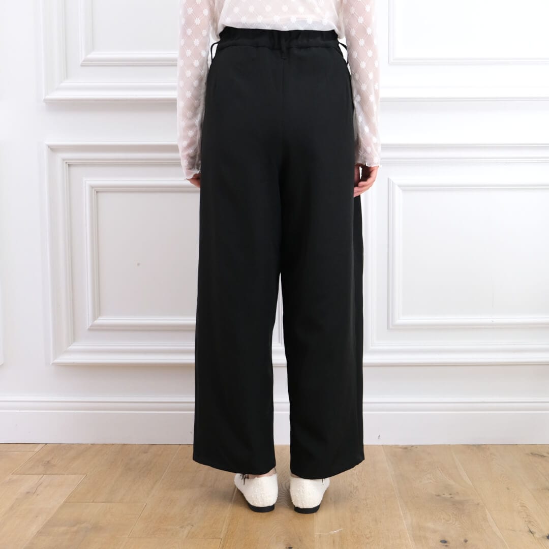 Smooth Tuck Pearl Pants(BLACK)