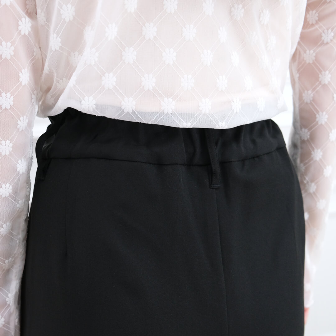 Smooth Tuck Pearl Pants(BLACK)