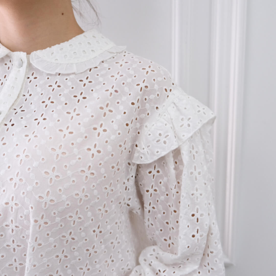 エンブロイダリーレースブラウス(WHITE) | TOPS | UN MINOU