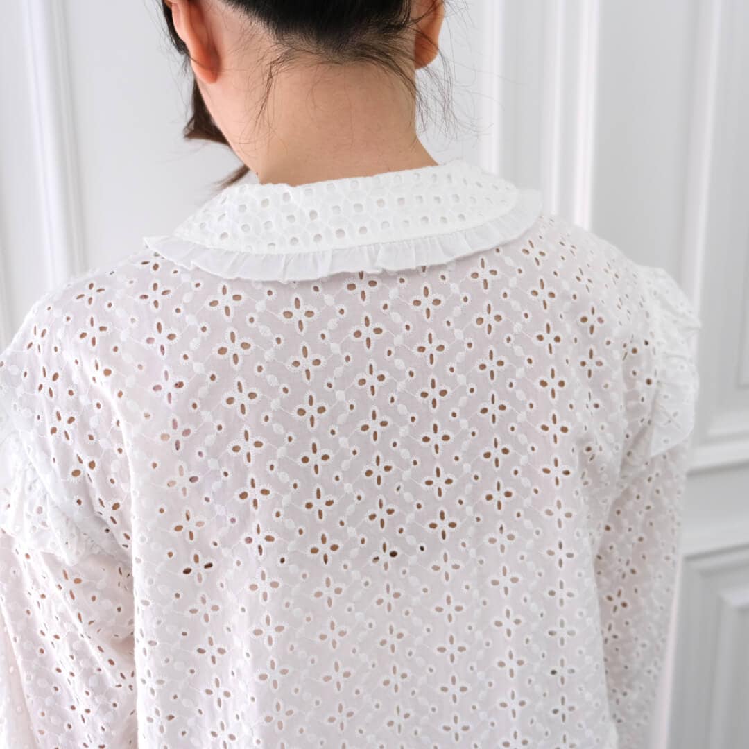 エンブロイダリーレースブラウス(WHITE) | TOPS | UN MINOU