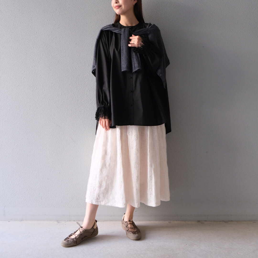 Lace Frill Cuff Blouse(BLACK)
