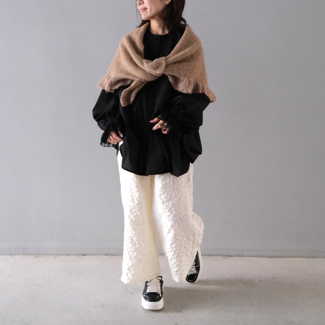 Lace Frill Cuff Blouse(BLACK)