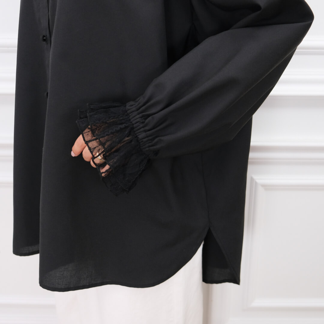 Lace Frill Cuff Blouse(BLACK)