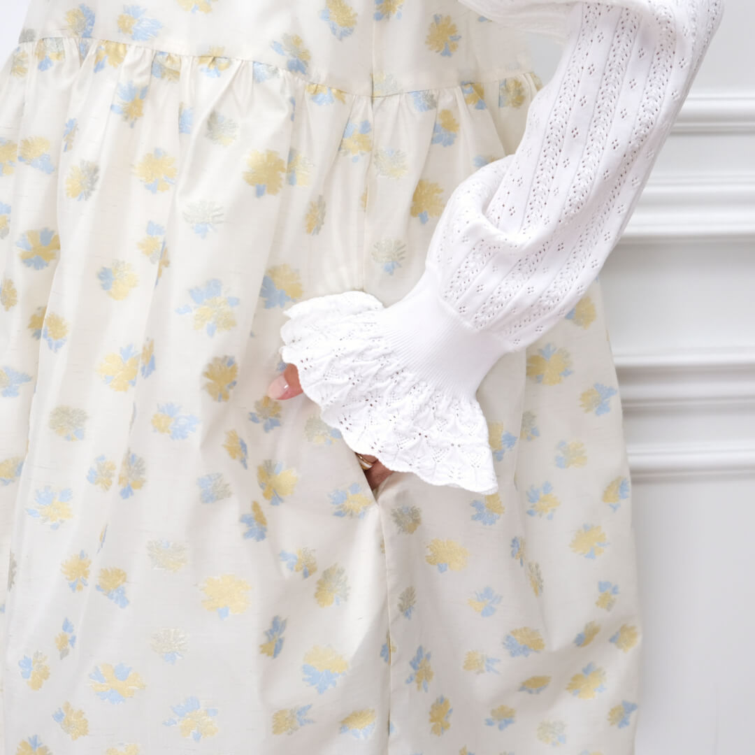 Sheer Flower Jumper Dress(CREAM)