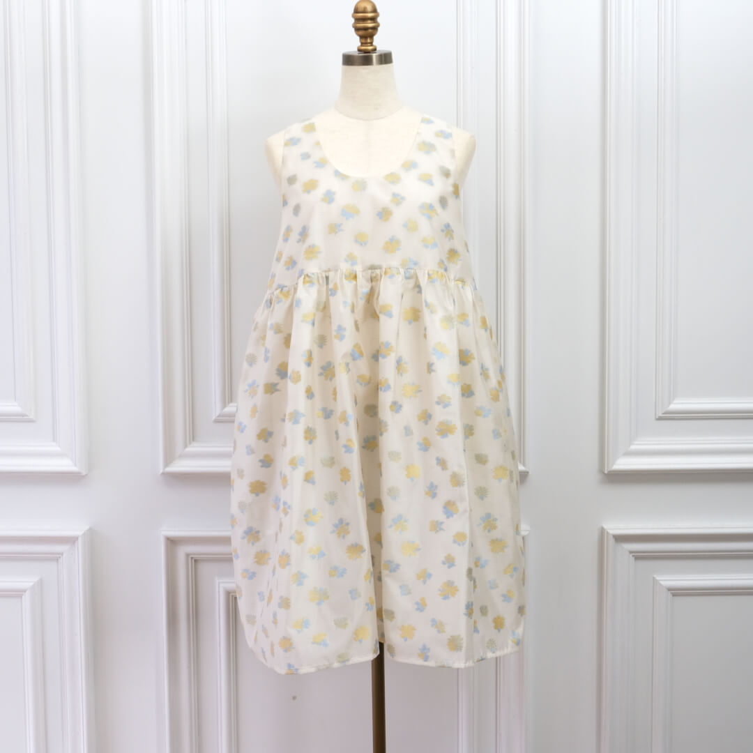 Sheer Flower Jumper Dress(CREAM)