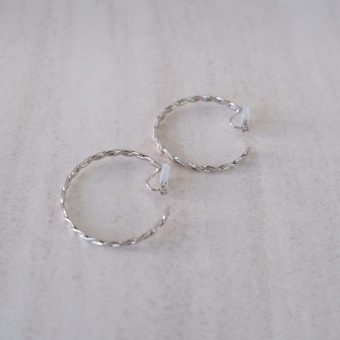 ウェーブフープイヤリング（SILVER） | すべての商品 | UN MINOU