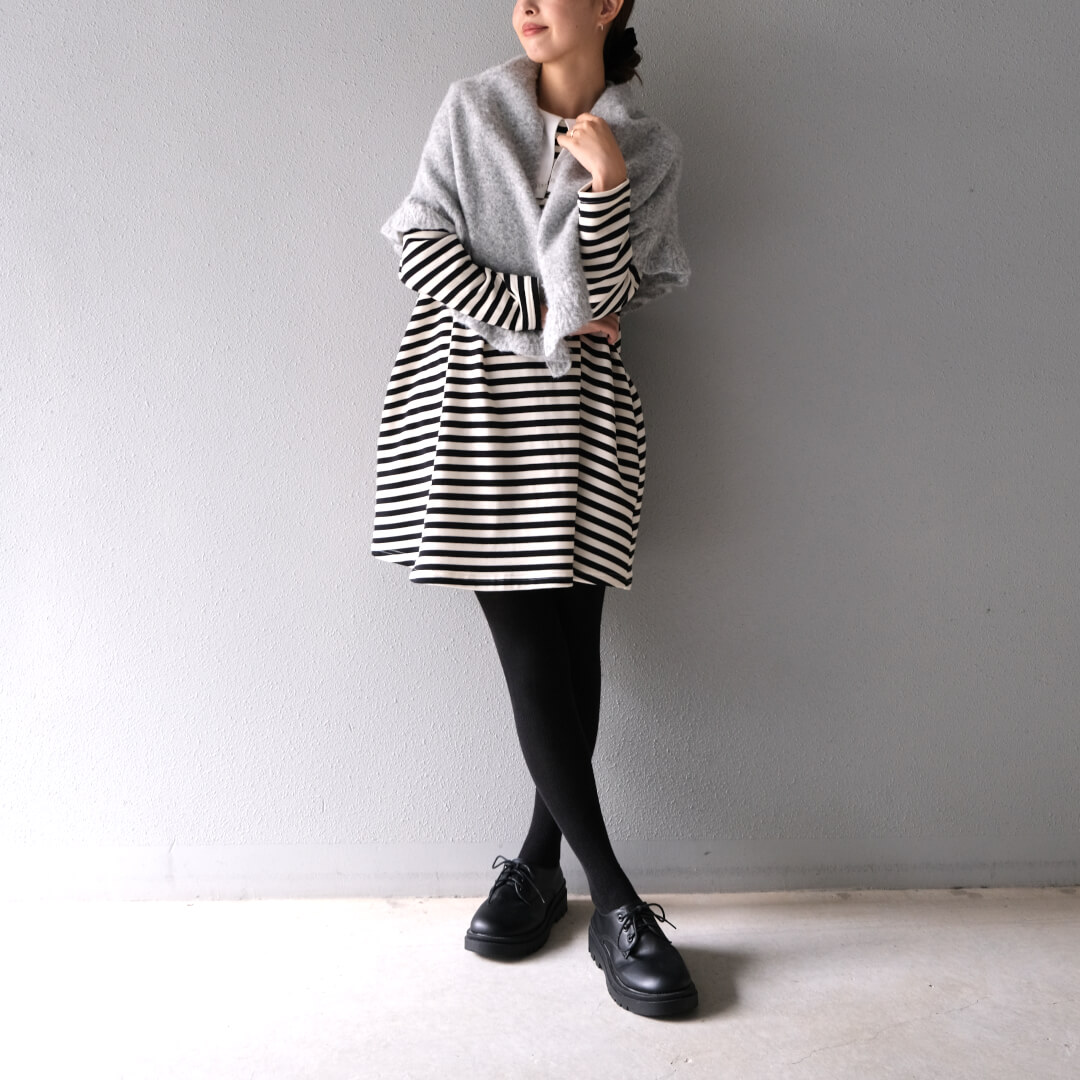 Frill Triangle Muffler(GRAY)