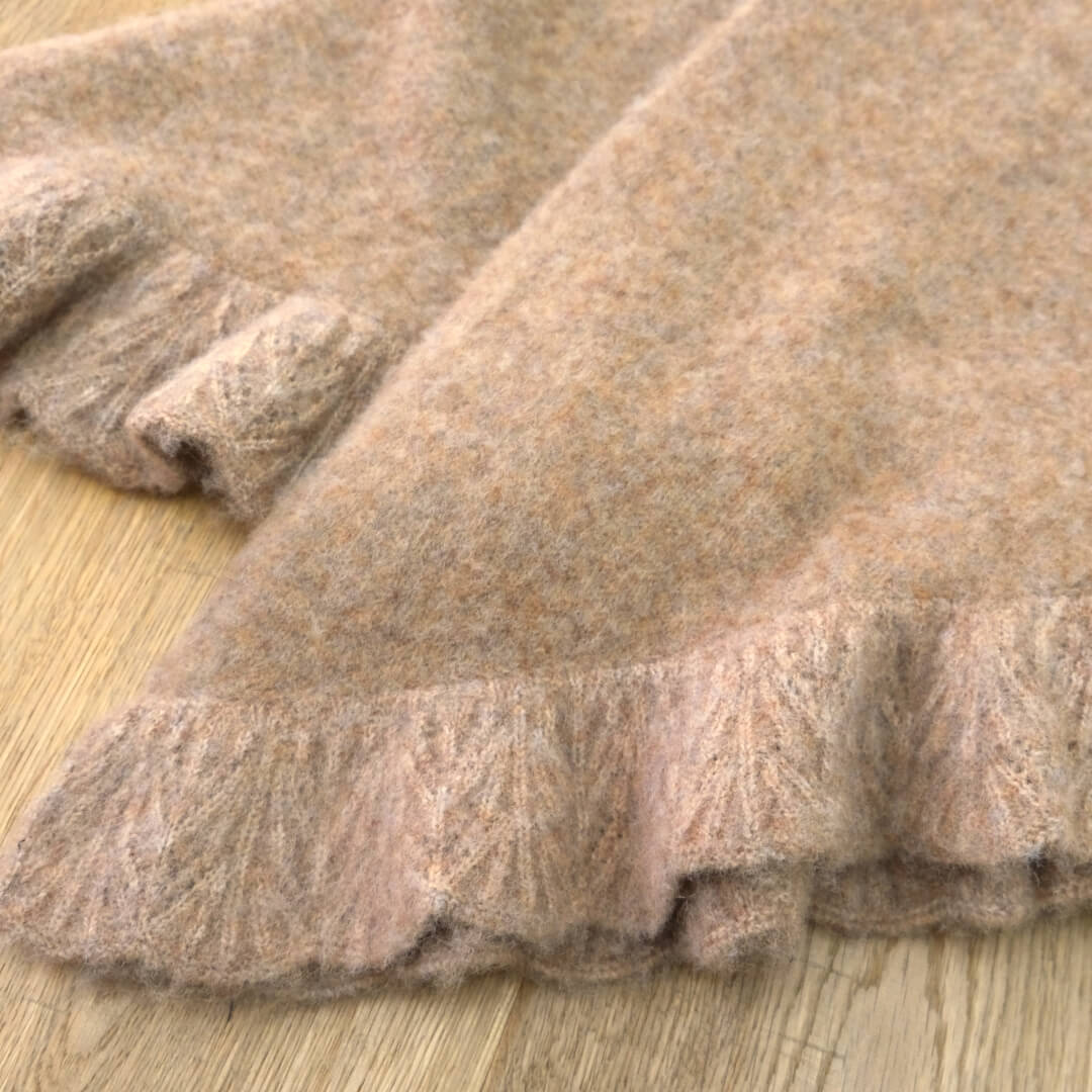 Frill Triangle Muffler(BROWN)