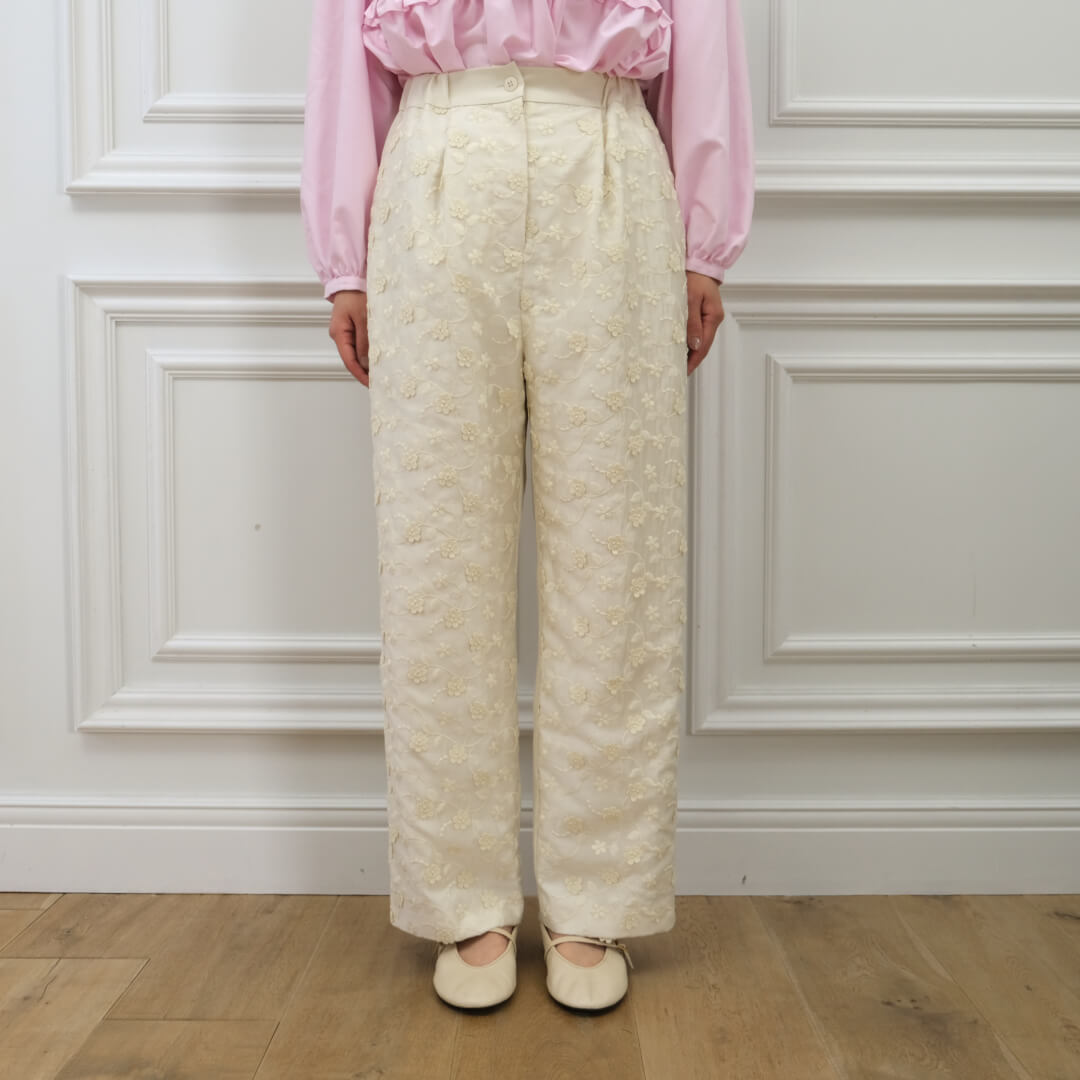 パンツ minou フルールエンブロイダリーパンツ(IVORY) | すべての商品 | UN MINOU