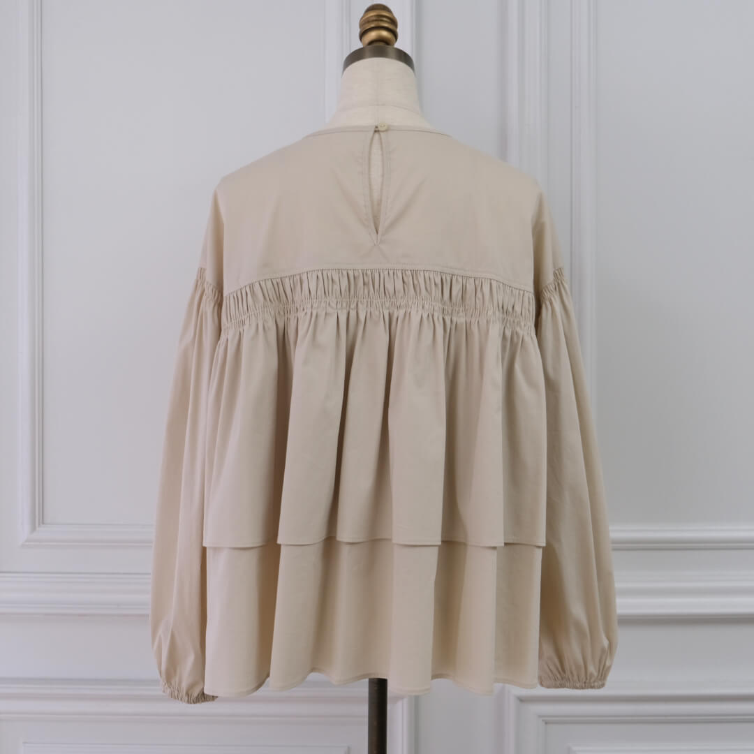 �ƥ������ɥ֥饦��(BEIGE)