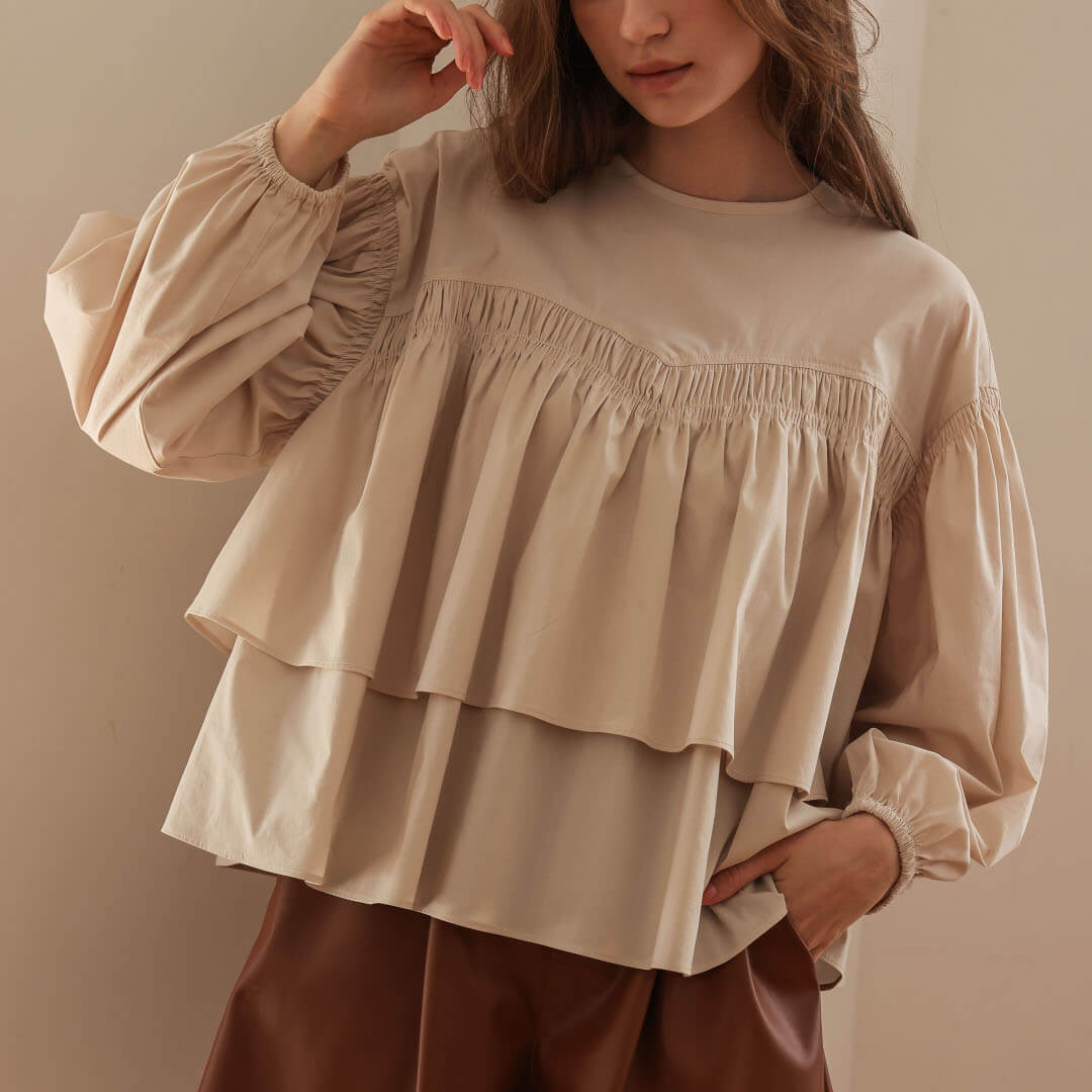 �ƥ������ɥ֥饦��(BEIGE)