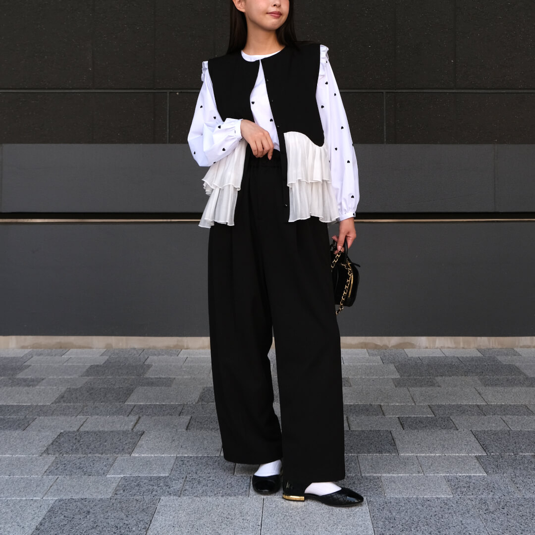 プチハートブラウス(WHITE) | すべての商品 | UN MINOU