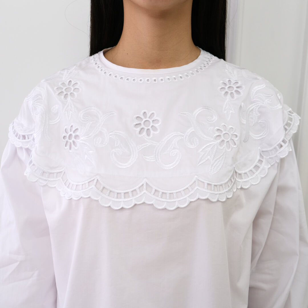 �֥��å��५�顼�֥饦��(WHITE)