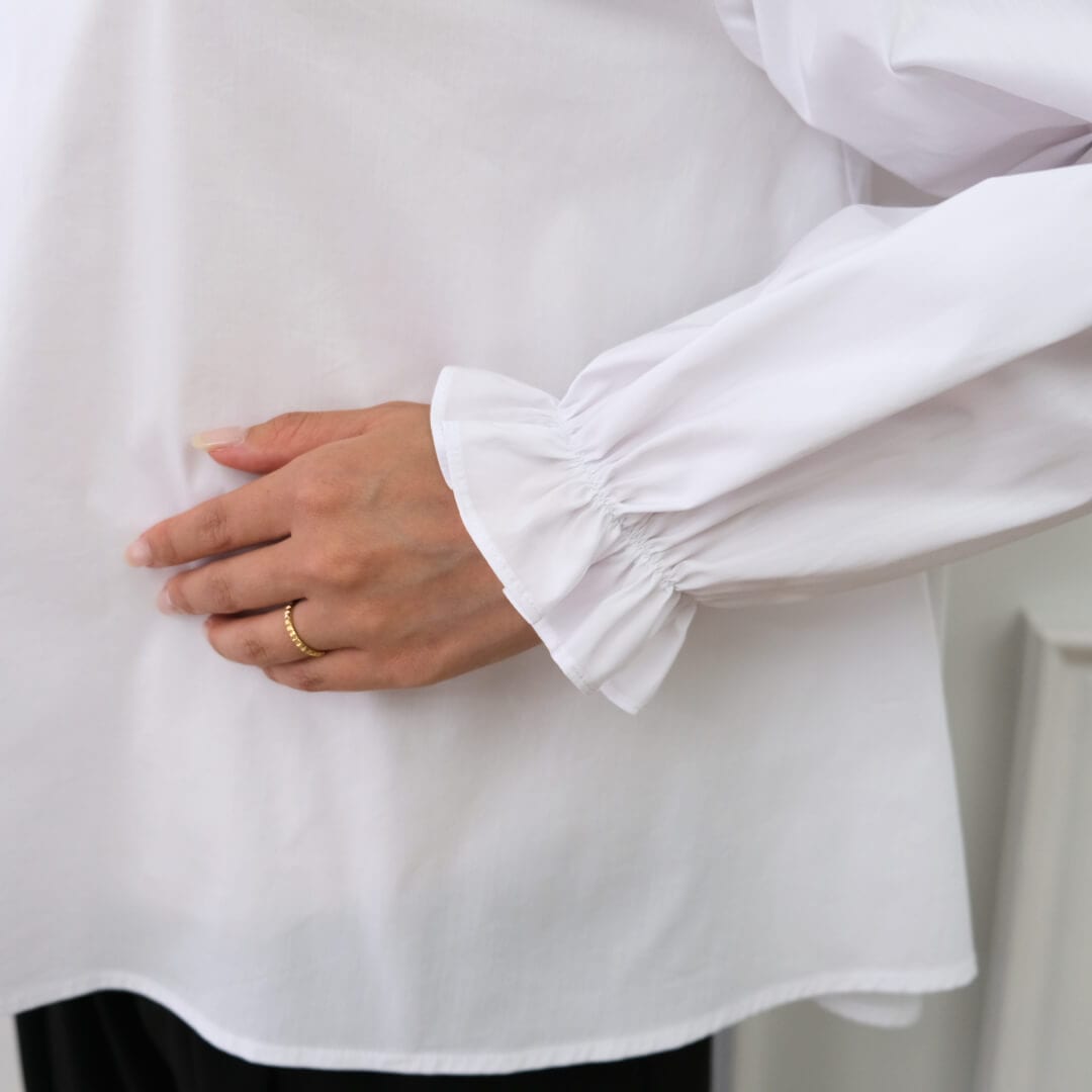 ブロッサムカラーブラウス(WHITE) | 9/26(fri) new in | UN MINOU