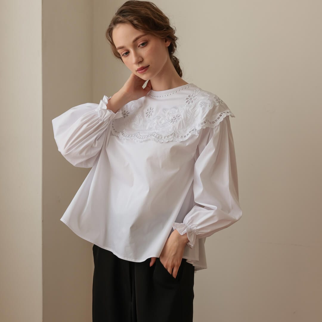 休日と诗ブロッサムブラウス ブロッサムカラーブラウス(WHITE) | 9/26(fri) new in | UN MINOU