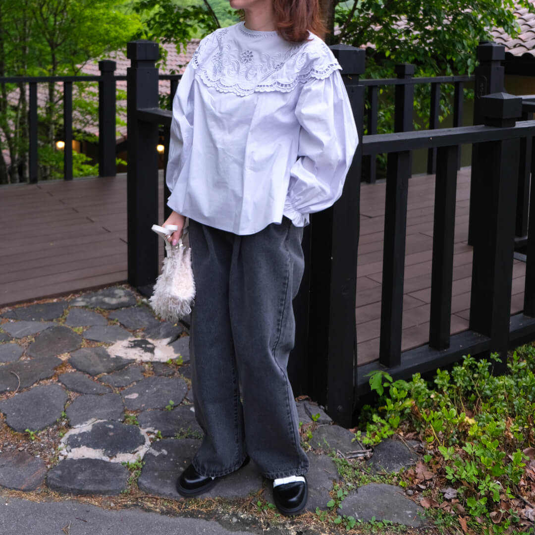 【美品】アンミヌ　UNMINOU スカラップカラーブラウス　サックス　レース 美品】アンミヌ UNMINOU スカラップカラーブラウス サックス