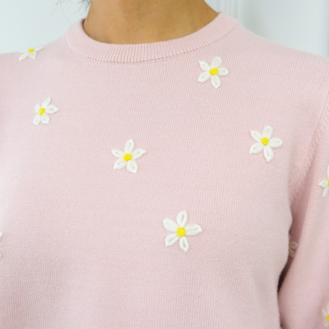 UNMINOU♡刺繍フラワードッキングニット