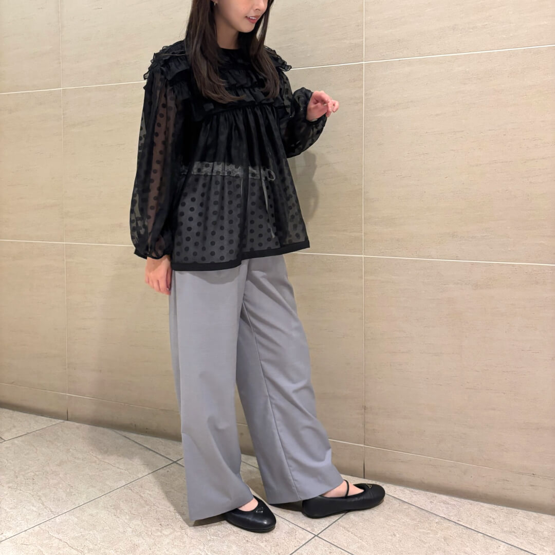 �ɥåȥ������֥饦��(BLACK)