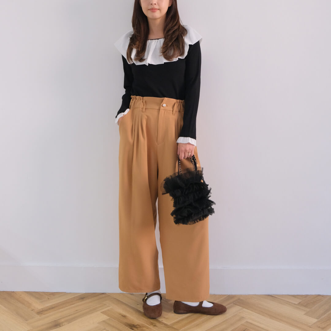 Smooth Tuck Pearl Pants(CAMEL)