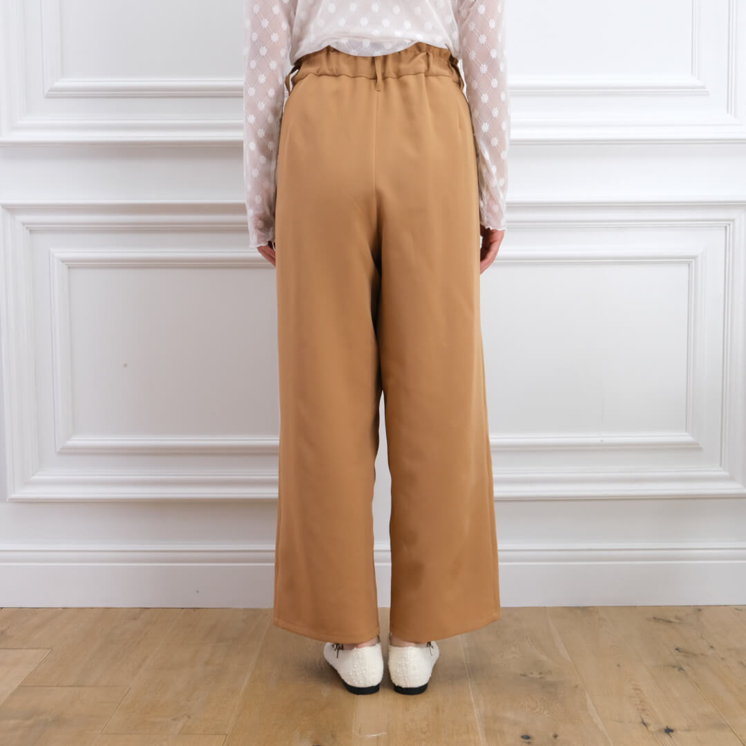 Smooth Tuck Pearl Pants(CAMEL)