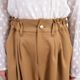 Smooth Tuck Pearl Pants(CAMEL)