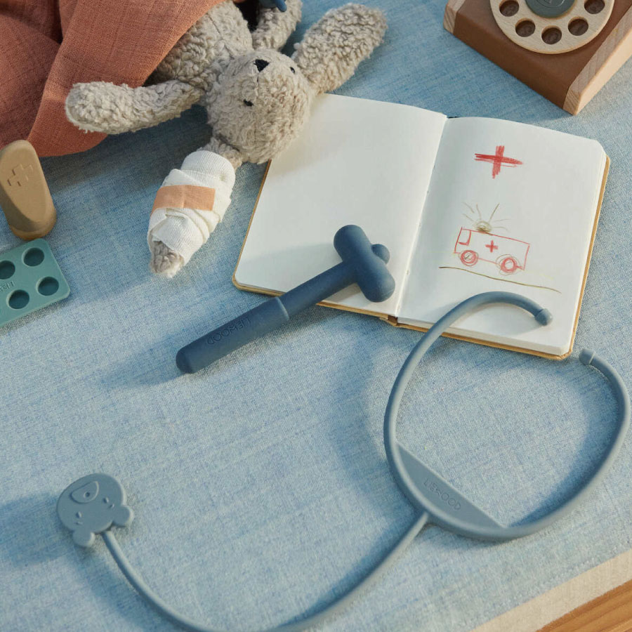 【liewood】リーウッド Lennart ドクターセット シリコンおもちゃ お医者さんごっこ 医者