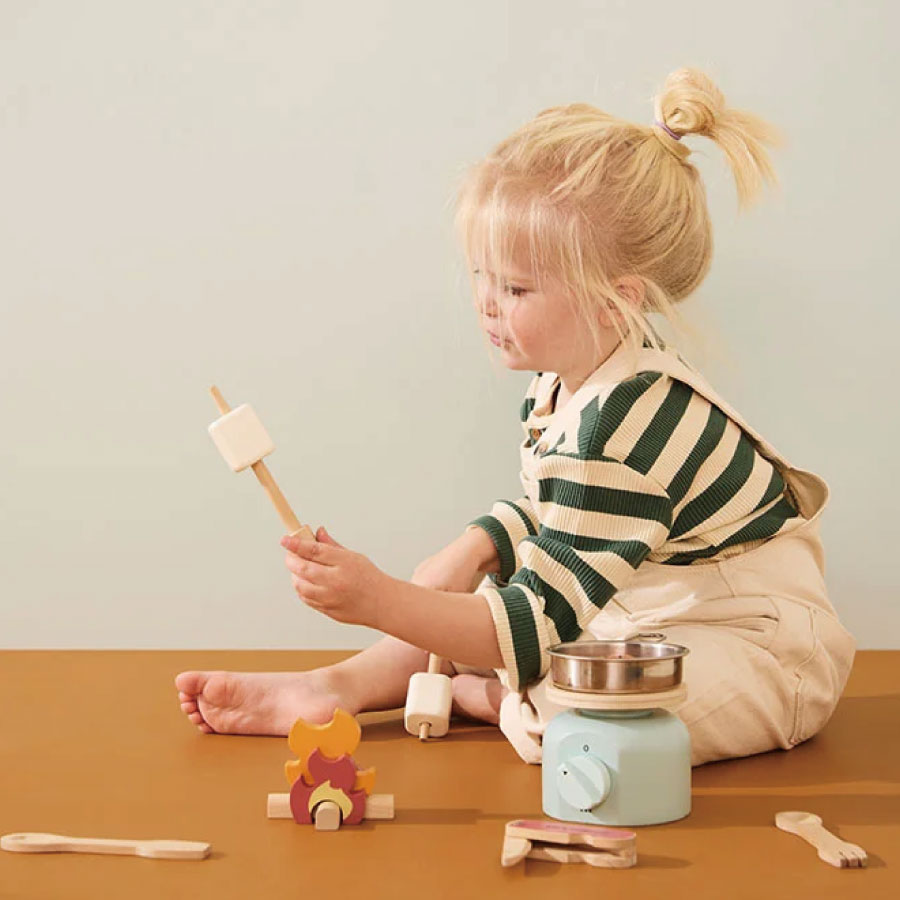 【kid's concept】キッズコンセプト Wooden camping cooker set  木製おもちゃ kidsconcept
