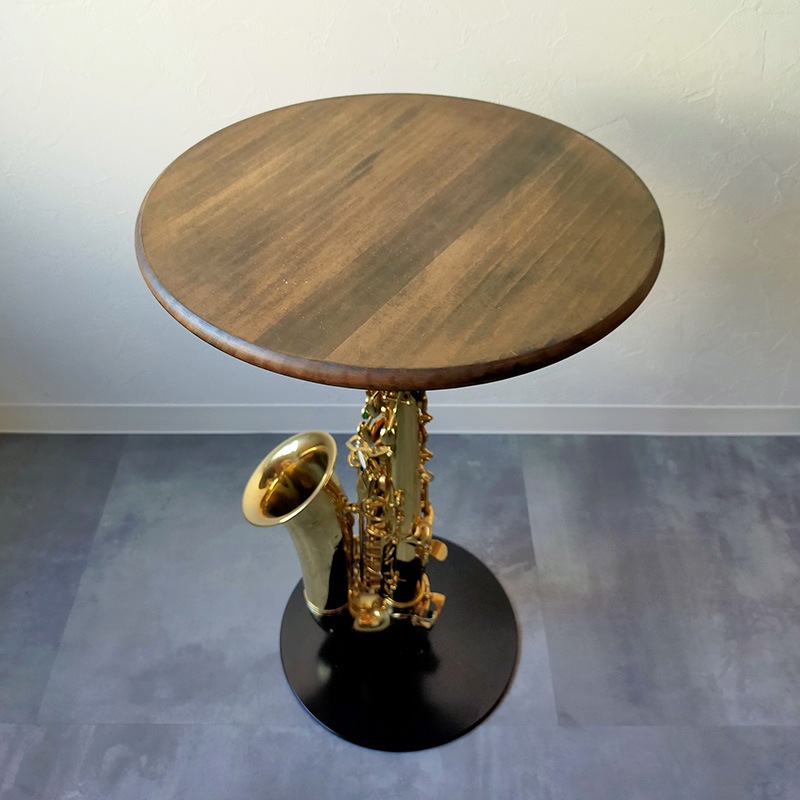 saxophone table（Gold）