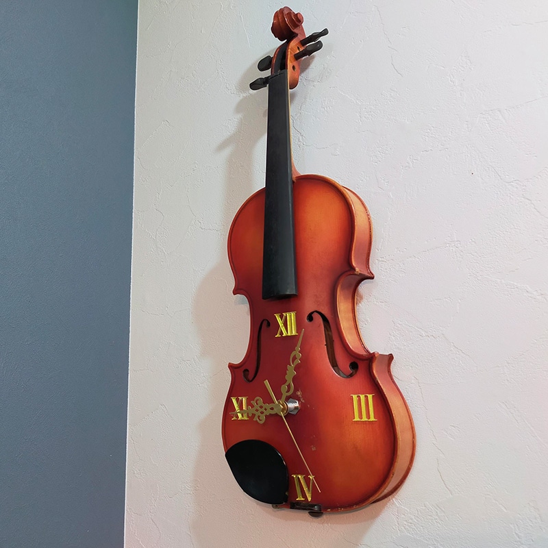 violin clock