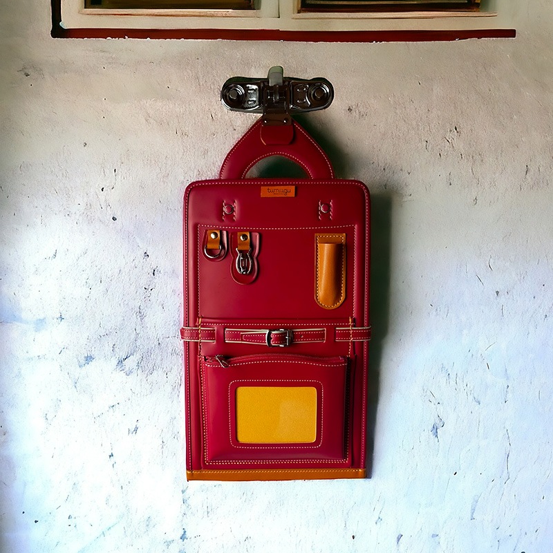 school bag×wall pocket